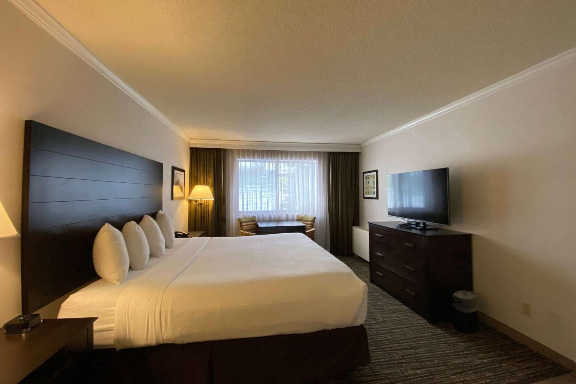 Wyndham Minneapolis South Burnsville Exterior photo