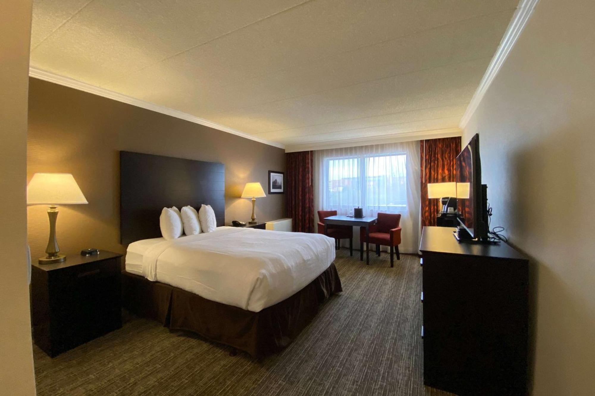 Wyndham Minneapolis South Burnsville Exterior photo